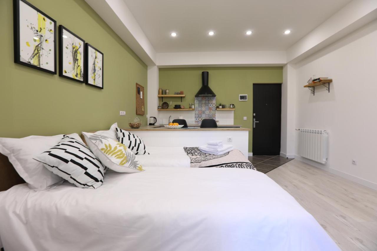 Hotelise I Green-Rose Studio Ереван Экстерьер фото